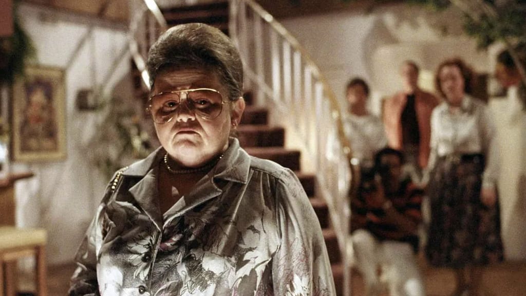 Dolls (1987) + Poltergeist (1982) Revisited With Horror Roulette Podcast 5 poltergeist 2