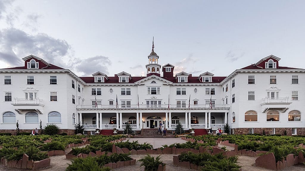 Annie Neugebauer on Wilderness Horror, Short Fiction, and the Stories That Get Under Your Skin 7 the overlook hotel the shining